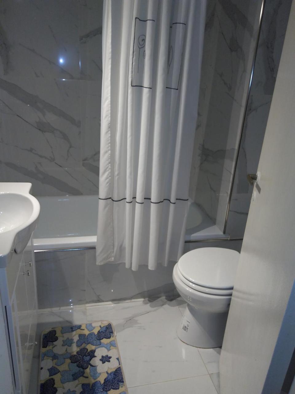 Apartamento Luz Apartment บัวโนสไอเรส ภายนอก รูปภาพ